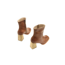 Lulú alamo caramelo natural botines de cuero hechos a mano - Cooperative Handmade