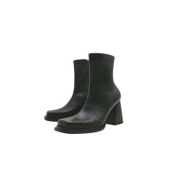 Lulú versión B napa negro botines de cuero hechos a mano - Cooperative Handmade