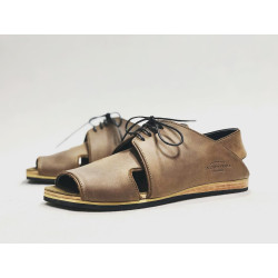 Selva sandalias de cuero hechas a mano cerato camel verde graso detalles beige negro