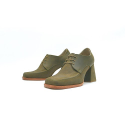 Bruna verde graso tacos de cuero hecho a mano con taco de 8 cm - Cooperative Handmade